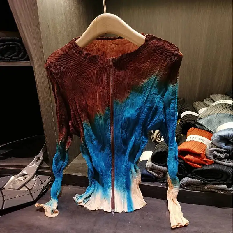 Top Women's Pleated New Spring Fashion Tie-Dye Irregular Print Long Sleeve Zipper T-shirt High Elasatic Slimmin POKA
Top Women's Pleated New Spring Fashion Tie-Dye Irregular Print Long Sleeve Zipper T-shirt High Elasatic Slimmin POKA