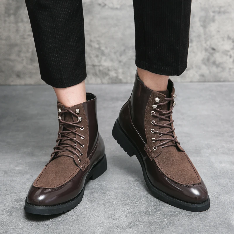 High Top Men Boots PU Splicing Rivet Decoration Mixed with Business Formal Boots Classic Large Size 38-47
High Top Men Boots PU Splicing Rivet Decoration Mixed with Business Formal Boots Classic Large Size 38-47