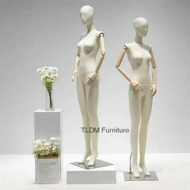 Манекены женские в корейском стиле с плоскими плечами и прямым углом на плече, для демонстрации одежды, витринные манекены, подставки для демонстрации тел витринных манекенов
Манекены женские в корейском стиле с плоскими плечами и прямым углом на плече, для демонстрации одежды, витринные манекены, подставки для демонстрации тел витринных манекенов