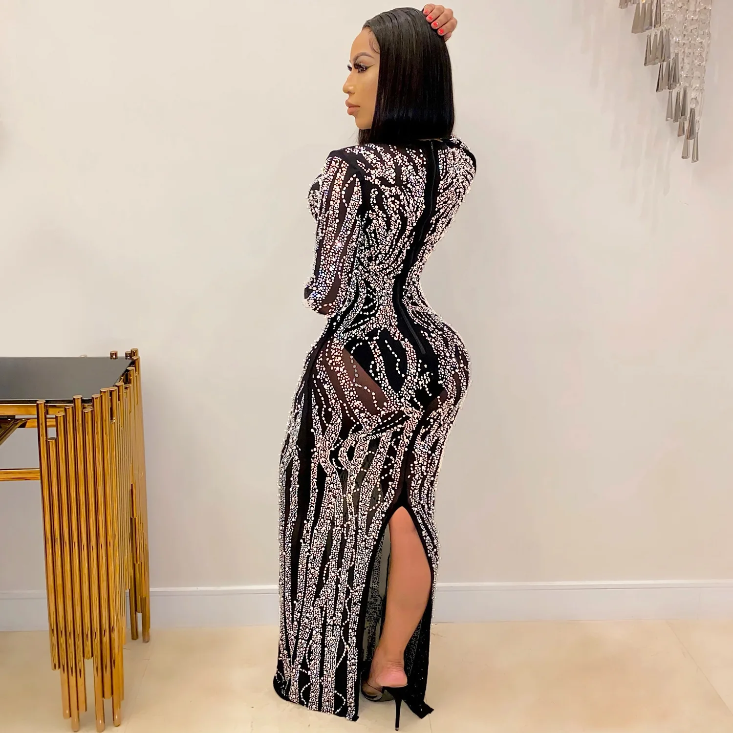 X5002 New Product Nightclub Sexy Hot Embedding Diamond Perspective Mesh Shiny Women's Long Dress
X5002 New Product Nightclub Sexy Hot Embedding Diamond Perspective Mesh Shiny Women's Long Dress