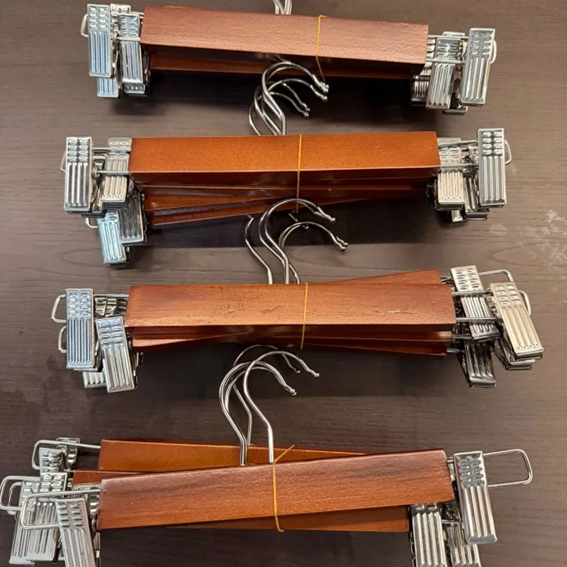 5pcs Retro Wooden Hanger, Long Hook Non-slip Pants Clip, Practical Rack for Pants and Skirts,Ideal for Clothing Store & Wardrobe
5pcs Retro Wooden Hanger, Long Hook Non-slip Pants Clip, Practical Rack for Pants and Skirts,Ideal for Clothing Store & Wardrobe