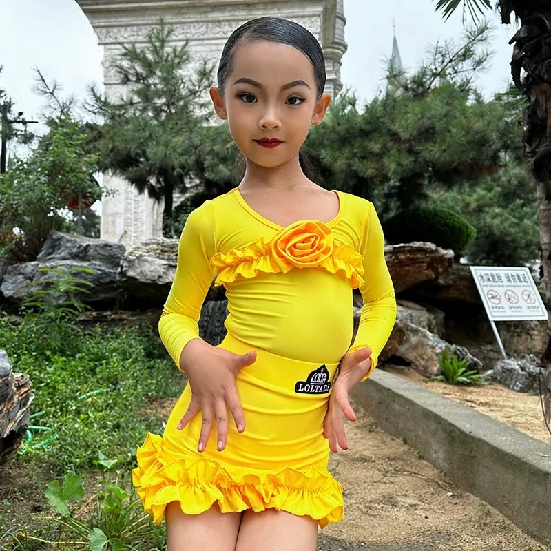 Theeper Spring Latin Dance Split Set Yellow Floral Long Sleeve Training Outfit Soft Stretch Breathable Competition Stage Attire
Theeper Spring Latin Dance Split Set Yellow Floral Long Sleeve Training Outfit Soft Stretch Breathable Competition Stage Attire