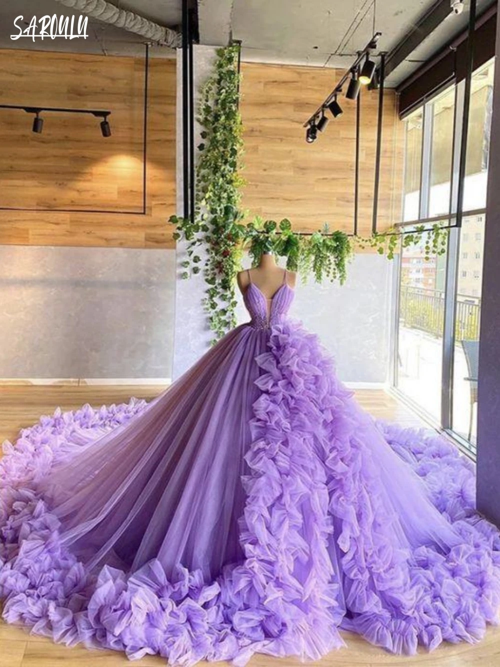 Princess Ball Gown Evening Dress Party Crystals V-neck Bride Robe Unique Floor-length Bridal Dresses Vestidos De Novia
Princess Ball Gown Evening Dress Party Crystals V-neck Bride Robe Unique Floor-length Bridal Dresses Vestidos De Novia