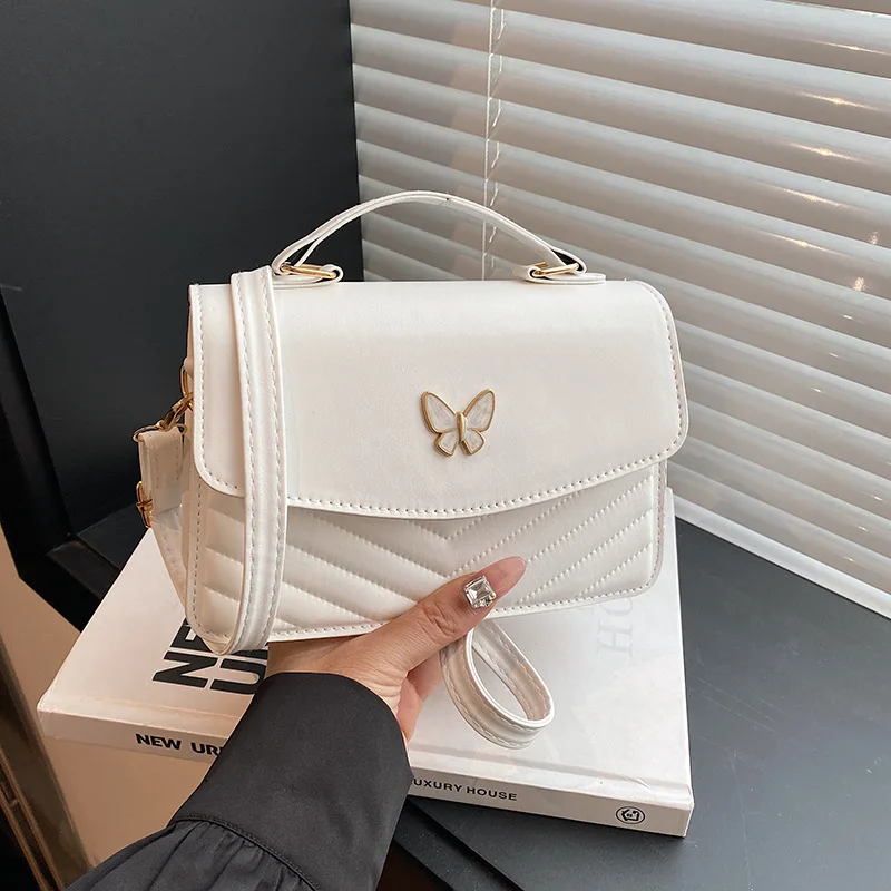 2025 Autumn New Korean Version Rhombus Shoulder Bag Niche Versatile Portable Small Square Bag
2025 Autumn New Korean Version Rhombus Shoulder Bag Niche Versatile Portable Small Square Bag