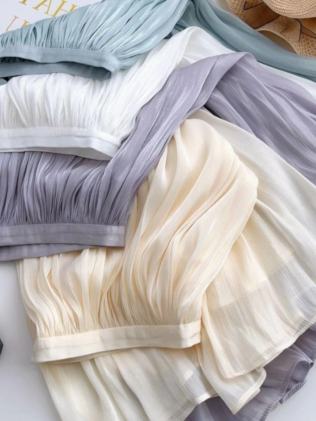 Silk-Like Drapey Midi Skirt Women's Summer 2024 Slimming High Waist A-Line Skirt Elegant Sensation Half-length Skirts
Silk-Like Drapey Midi Skirt Women's Summer 2024 Slimming High Waist A-Line Skirt Elegant Sensation Half-length Skirts