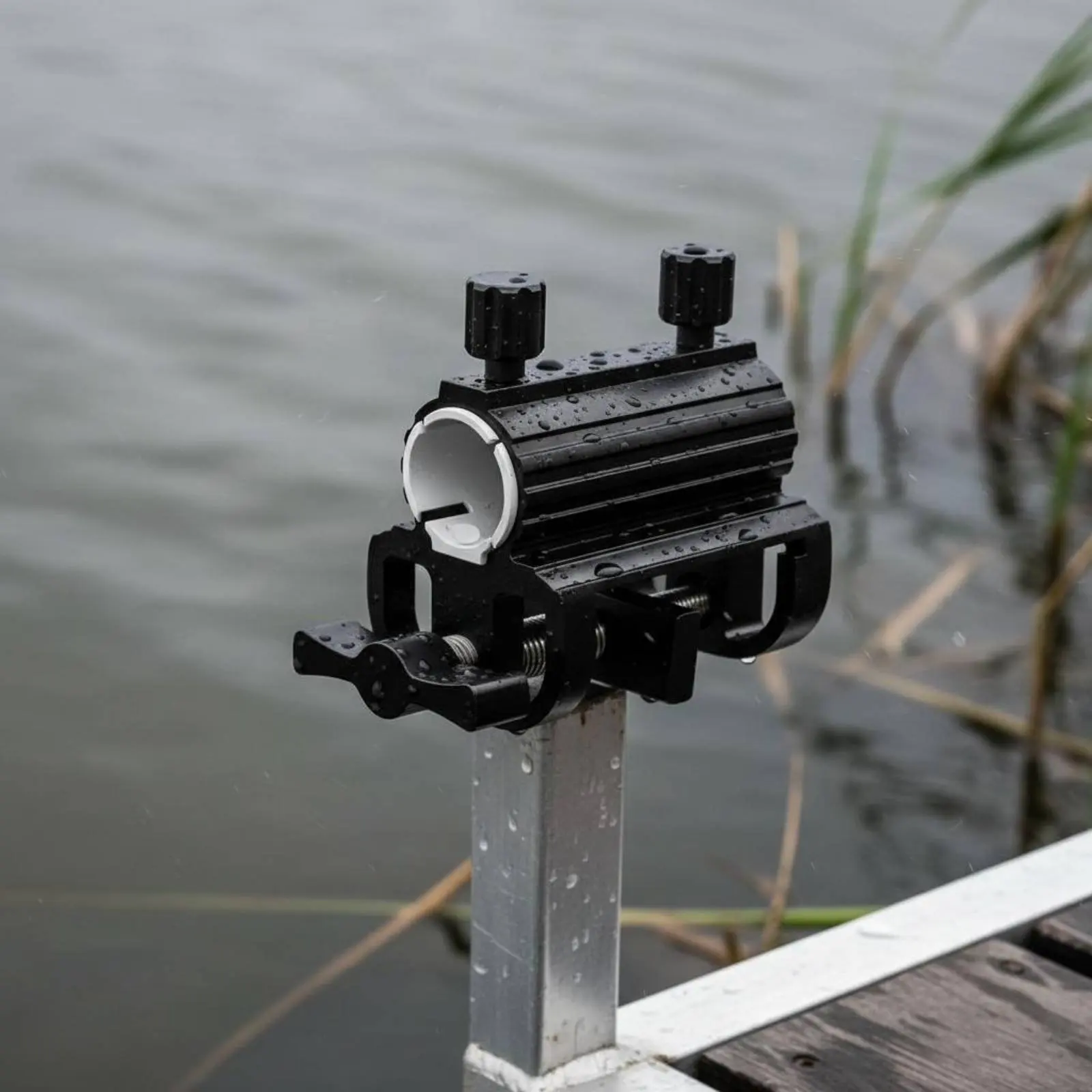 Fishing Umbrella Mount 360 Degree Rotation Aluminum Umbrella Clamp Fishing Rod Stand Portable Outdoor Accessory Easy to Install
Fishing Umbrella Mount 360 Degree Rotation Aluminum Umbrella Clamp Fishing Rod Stand Portable Outdoor Accessory Easy to Install