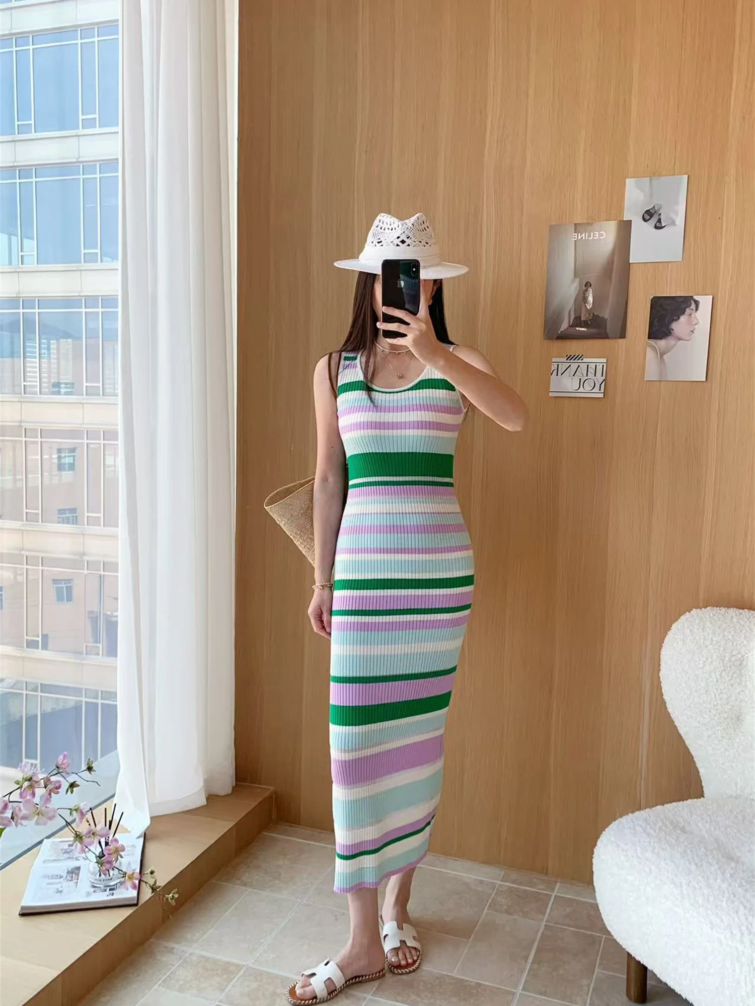 Knitted Vest Dress Striped Early Spring Elegant High Waist Woolen Skirt Style Sleeveless Slim Fit Casual Travel Daily
Knitted Vest Dress Striped Early Spring Elegant High Waist Woolen Skirt Style Sleeveless Slim Fit Casual Travel Daily