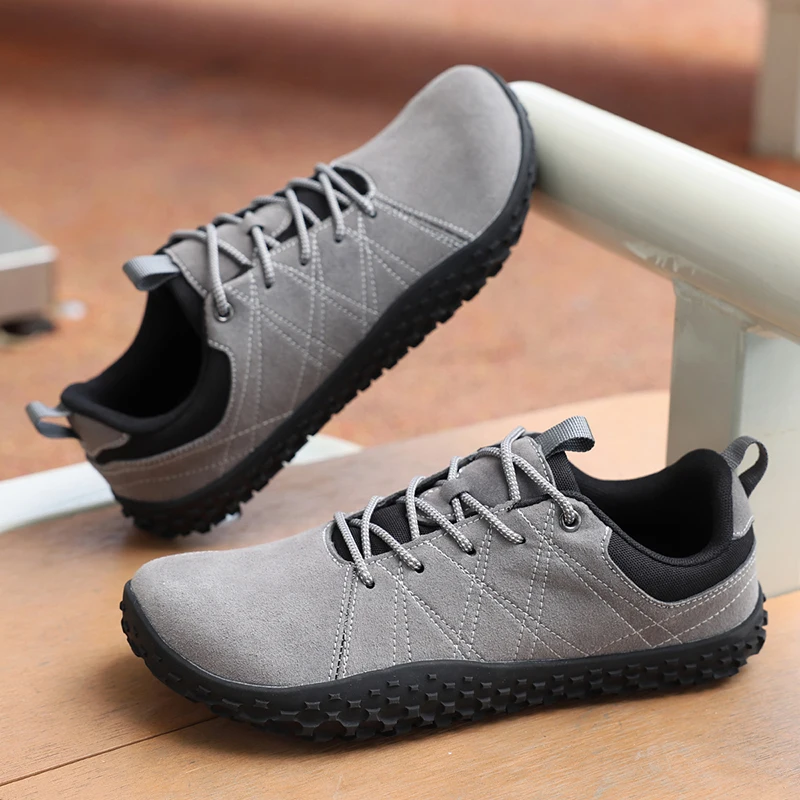 Unisex Black Barefoot Shoes Wide Toe Box Non-Slip Walking Sneakers Comfortable Minimalist Casual Footwear for Daily Wear
Unisex Black Barefoot Shoes Wide Toe Box Non-Slip Walking Sneakers Comfortable Minimalist Casual Footwear for Daily Wear