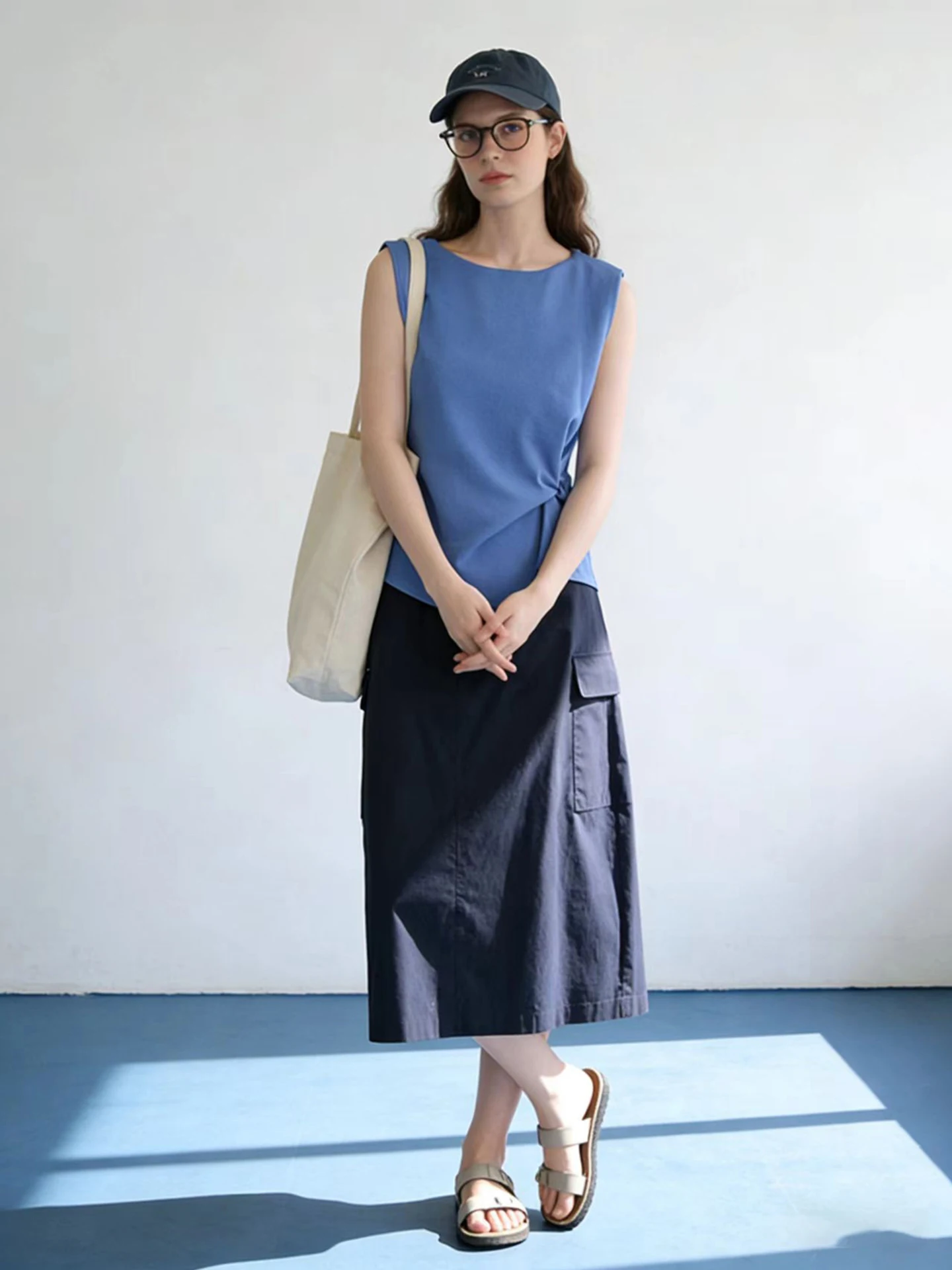 HUAAPPUW Romantic Outdoor Style High Waist Midi A-Line Skirt Color Workwear Spring Summer New Arrival Breathable Cotton
HUAAPPUW Romantic Outdoor Style High Waist Midi A-Line Skirt Color Workwear Spring Summer New Arrival Breathable Cotton