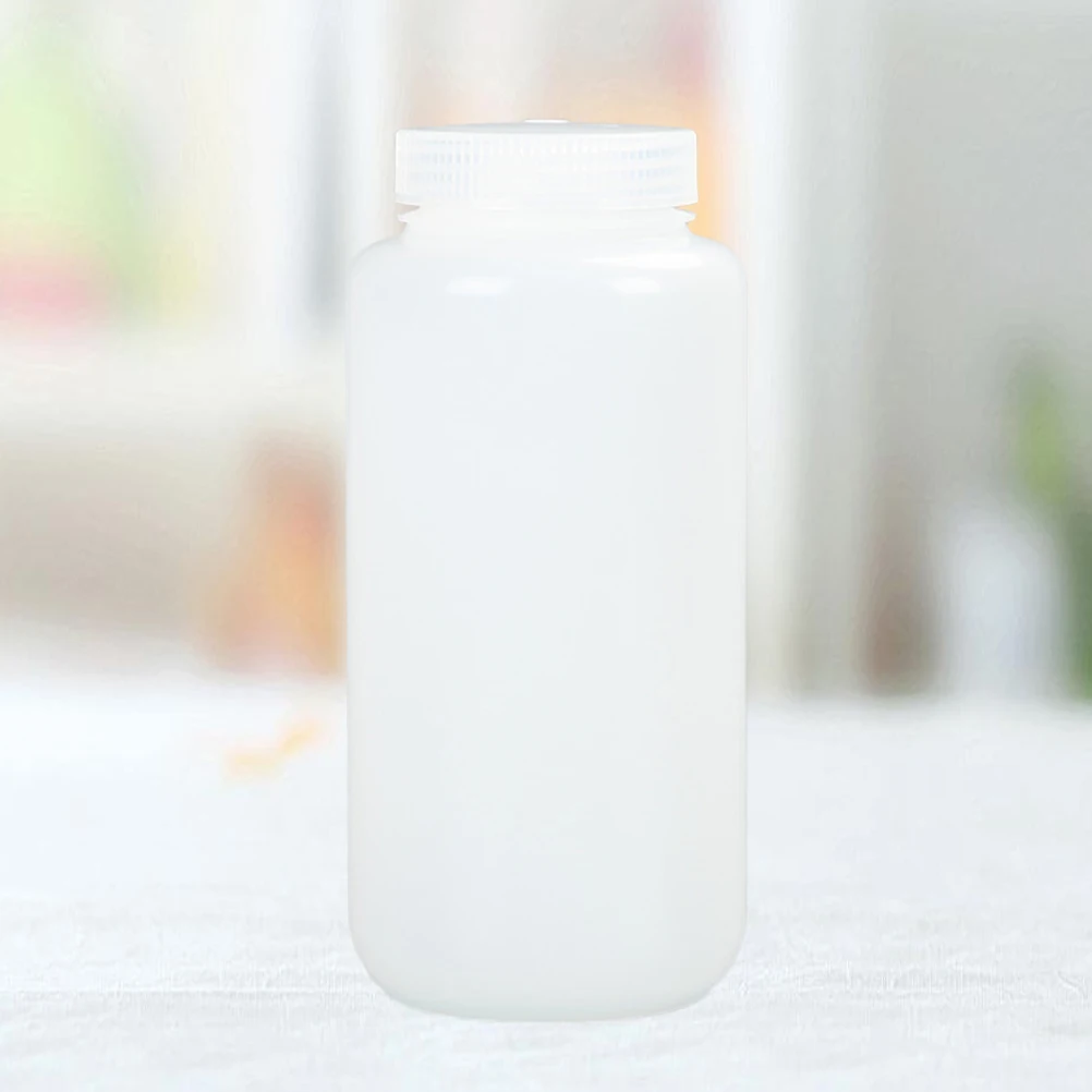 1000 Ml Automatic Plastic Bottle Travel Water Refillable Bottles Perfume Container
1000 Ml Automatic Plastic Bottle Travel Water Refillable Bottles Perfume Container