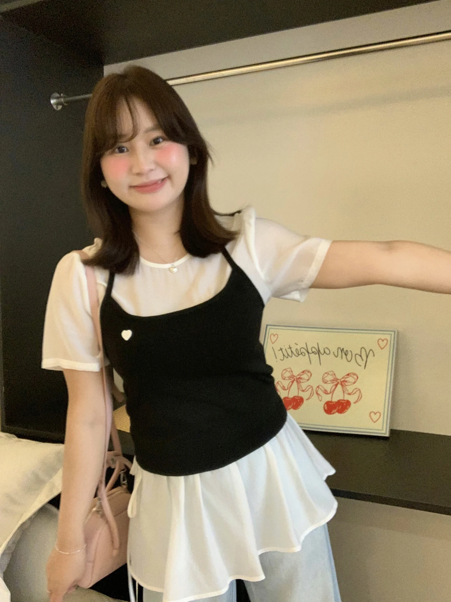 Sweet Korean Style plus Size T-Shirt Set Summer Outfit for Women round Neck Short Sleeve Polyester Casual Fashion
Sweet Korean Style plus Size T-Shirt Set Summer Outfit for Women round Neck Short Sleeve Polyester Casual Fashion
