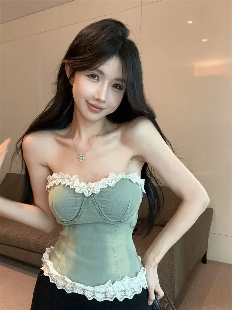 Gagarich, новинка лета 2023, кружевной лоскутный джинсовый жилет без бретелек для женщин Pure Desire, высококачественный темпераментный жилет без рукавов для девочек, топ 
Gagarich, новинка лета 2023, кружевной лоскутный джинсовый жилет без бретелек для женщин Pure Desire, высококачественный темпераментный жилет без рукавов для девочек, топ