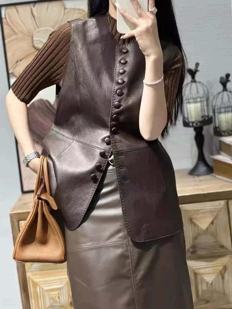 Women Lambskin Single Breasted Female Genuine Leather Round Neck Slim Fit Tank Top Streetwear Sleeveless Jacket Chaleco Mujer
Women Lambskin Single Breasted Female Genuine Leather Round Neck Slim Fit Tank Top Streetwear Sleeveless Jacket Chaleco Mujer