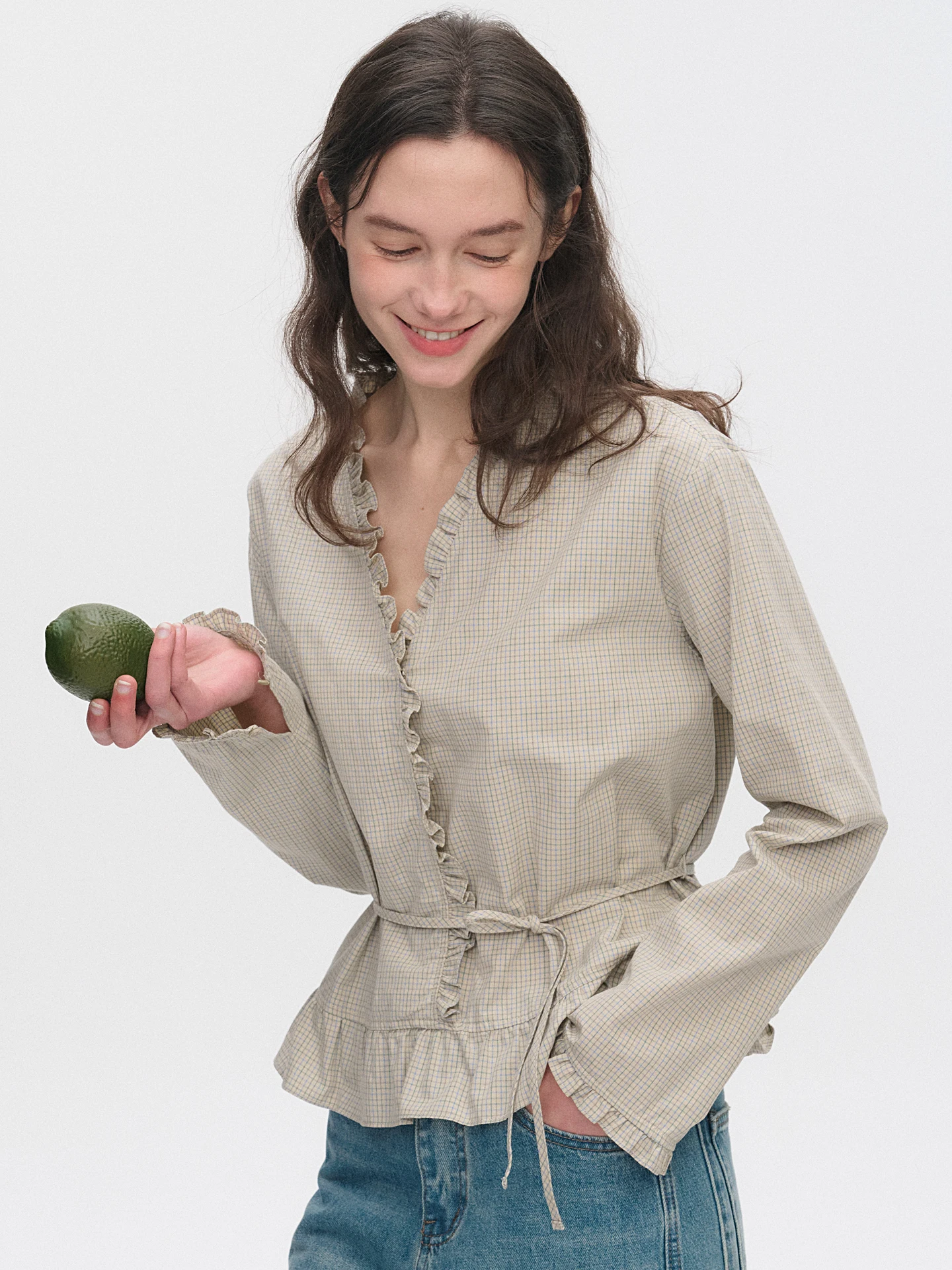 Early Spring Long Sleeve Cotton Shirt Women's New Style Plaid Belted Gored Top Breathable V-neck French Style Loose Fit
Early Spring Long Sleeve Cotton Shirt Women's New Style Plaid Belted Gored Top Breathable V-neck French Style Loose Fit