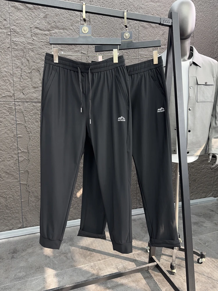 Svip Men's Summer Lightweight Breathable Comfortable Cool Feeling Elastic Pure Color Casual Pants Loose Fit Faion Urban Sle
Svip Men's Summer Lightweight Breathable Comfortable Cool Feeling Elastic Pure Color Casual Pants Loose Fit Faion Urban Sle