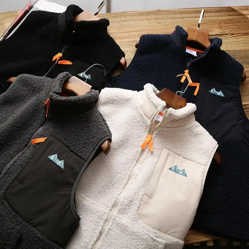 Men's Winter Fleece Vest Casual Lapel Zipper Pocket Straight Hem Slim Fit Youth Fashion Pure Color Zipper Closure
Men's Winter Fleece Vest Casual Lapel Zipper Pocket Straight Hem Slim Fit Youth Fashion Pure Color Zipper Closure