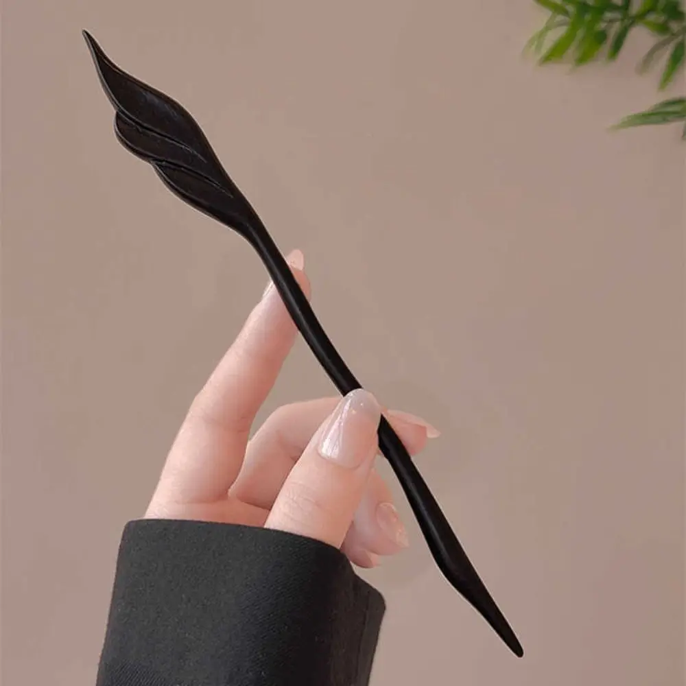 Wood Sandalwood Hair Stick Ancient Style Wooden Chinese Style Hairpin Girl Hair Accessories Cheongsam Hair Chopstick
Wood Sandalwood Hair Stick Ancient Style Wooden Chinese Style Hairpin Girl Hair Accessories Cheongsam Hair Chopstick