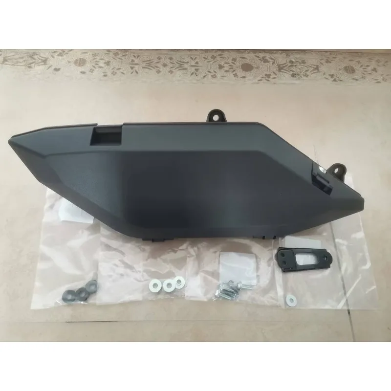 Suitable for ZONTES Three-cylinder 703F Storage Box Left Toolbox Small Hanging Box
Suitable for ZONTES Three-cylinder 703F Storage Box Left Toolbox Small Hanging Box