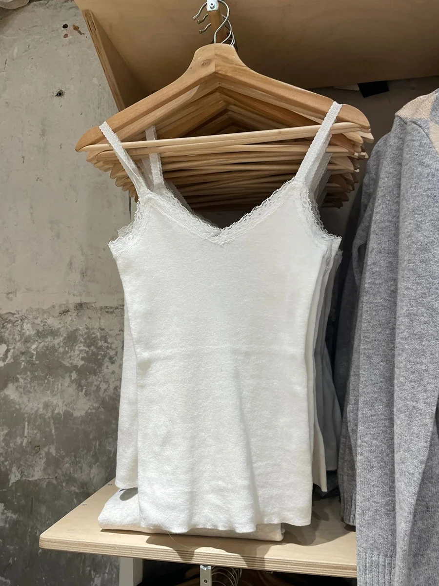 Lace Trim Cotton White Tank Top for Woman Bow V-neck Slim Camisole Female Fashion Simple Slim Vest Sweet Preppy Style Basic Tops
Lace Trim Cotton White Tank Top for Woman Bow V-neck Slim Camisole Female Fashion Simple Slim Vest Sweet Preppy Style Basic Tops