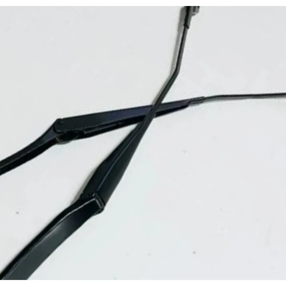 For Roewe RX5 PLUS 2019 ERX5 Wiper Arm Assembly Bracket Glass Iron Connecting Rod Accessories Brand New Replacement Parts
For Roewe RX5 PLUS 2019 ERX5 Wiper Arm Assembly Bracket Glass Iron Connecting Rod Accessories Brand New Replacement Parts