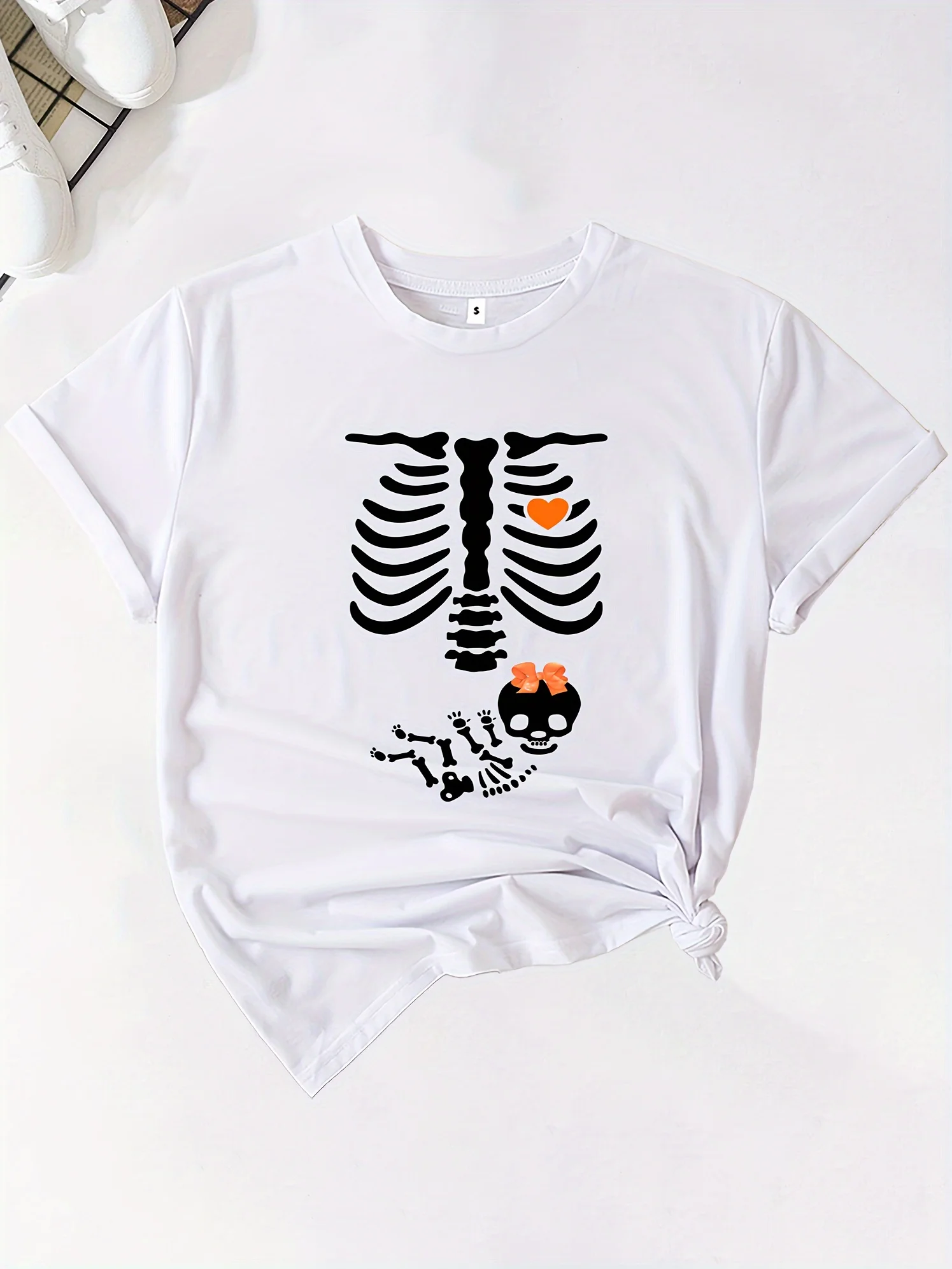 Футболка с принтом «Скелет на Хэллоуин» для беременных, повседневный топ с короткими рукавами и круглым вырезом на лето и весну, женская одежда, эстетичная одежда
Футболка с принтом «Скелет на Хэллоуин» для беременных, повседневный топ с короткими рукавами и круглым вырезом на лето и весну, женская одежда, эстетичная одежда