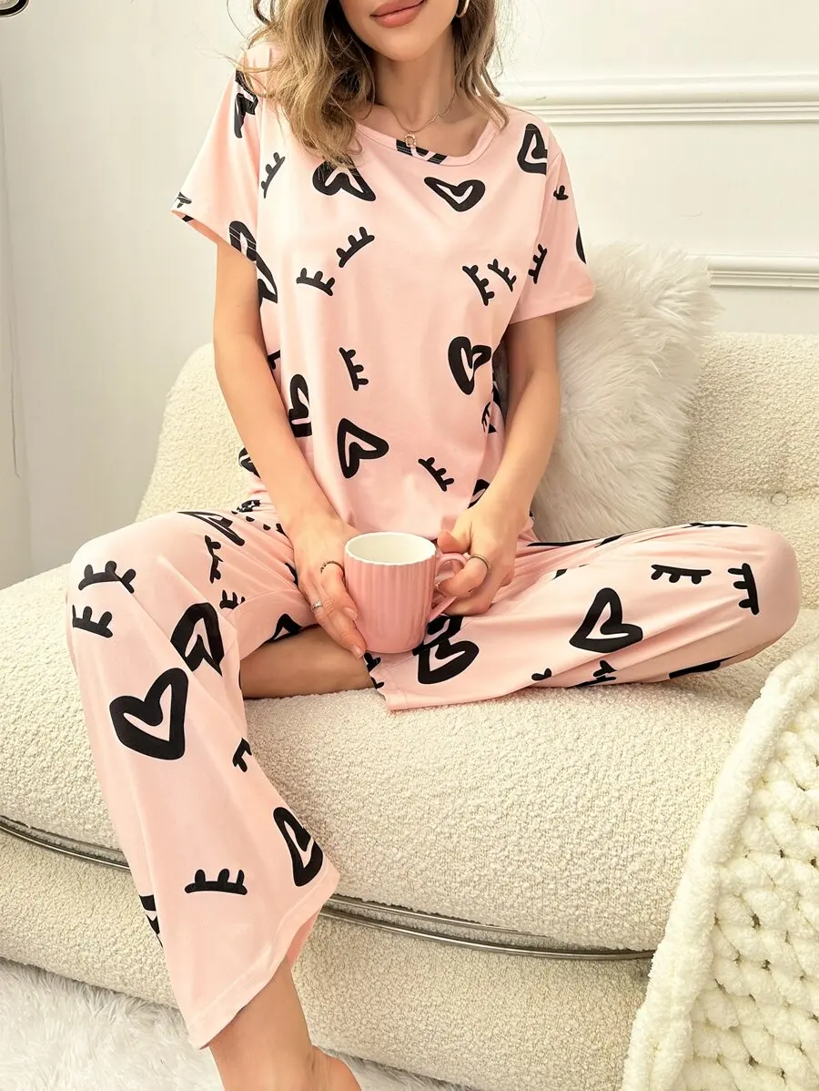 Heart Print Short Sleeve Pajama Set For Women
Heart Print Short Sleeve Pajama Set For Women