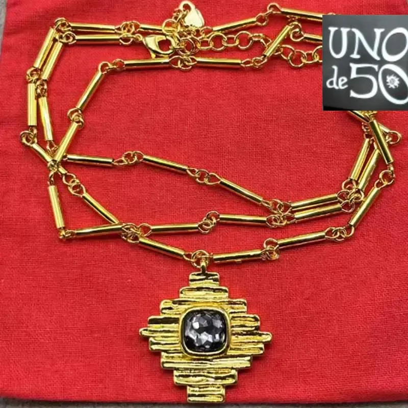 2024 Selling Exquisite High Quality UNO DE 50 Fashion Classic 925 Necklace Jewelry Romantic Holiday Gift
2024 Selling Exquisite High Quality UNO DE 50 Fashion Classic 925 Necklace Jewelry Romantic Holiday Gift