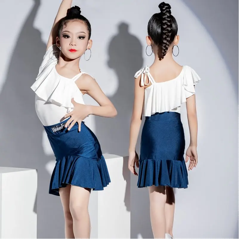 Fashionable children New summer practice wear for girls professional competition wear for children white halter dance dress
Fashionable children New summer practice wear for girls professional competition wear for children white halter dance dress