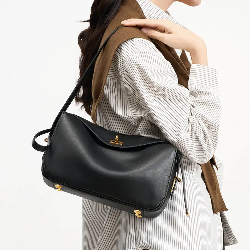 Boston Pillow High-End Underarm Handb, New Single-Shoulder Fashion Luxury B, Genuine Leather Commuting Versatile Large-Capacity
Boston Pillow High-End Underarm Handb, New Single-Shoulder Fashion Luxury B, Genuine Leather Commuting Versatile Large-Capacity