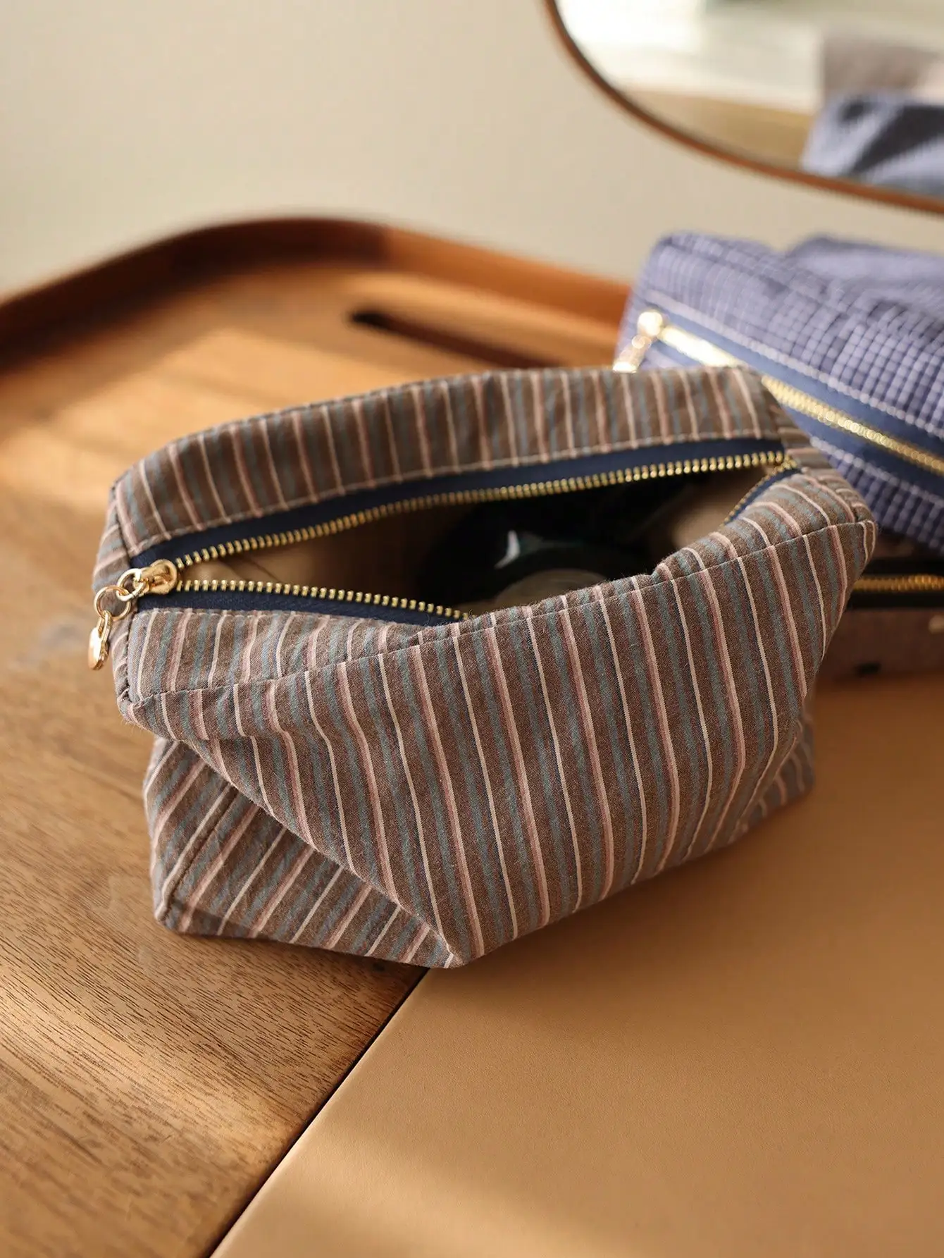 Precatch Small Cosmetic Bag For Purse, Aesthetic Multi-Color Striped Makeup Pouch, Compact Travel Toiletry Organizer, Portable Daily Essentials Storage Bag For Women And Girls
Precatch Small Cosmetic Bag For Purse, Aesthetic Multi-Color Striped Makeup Pouch, Compact Travel Toiletry Organizer, Portable Daily Essentials Storage Bag For Women And Girls