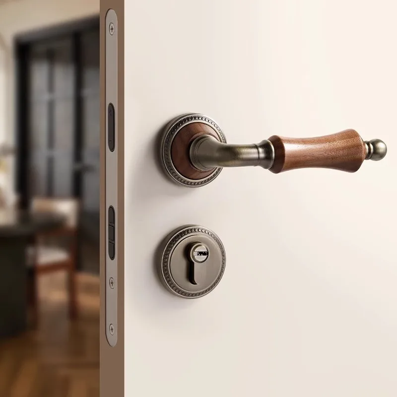 Mid Ancient Style Bedroom Door Lock French Walnut Retro Door Handle Indoor Room Magnetic Lock
Mid Ancient Style Bedroom Door Lock French Walnut Retro Door Handle Indoor Room Magnetic Lock