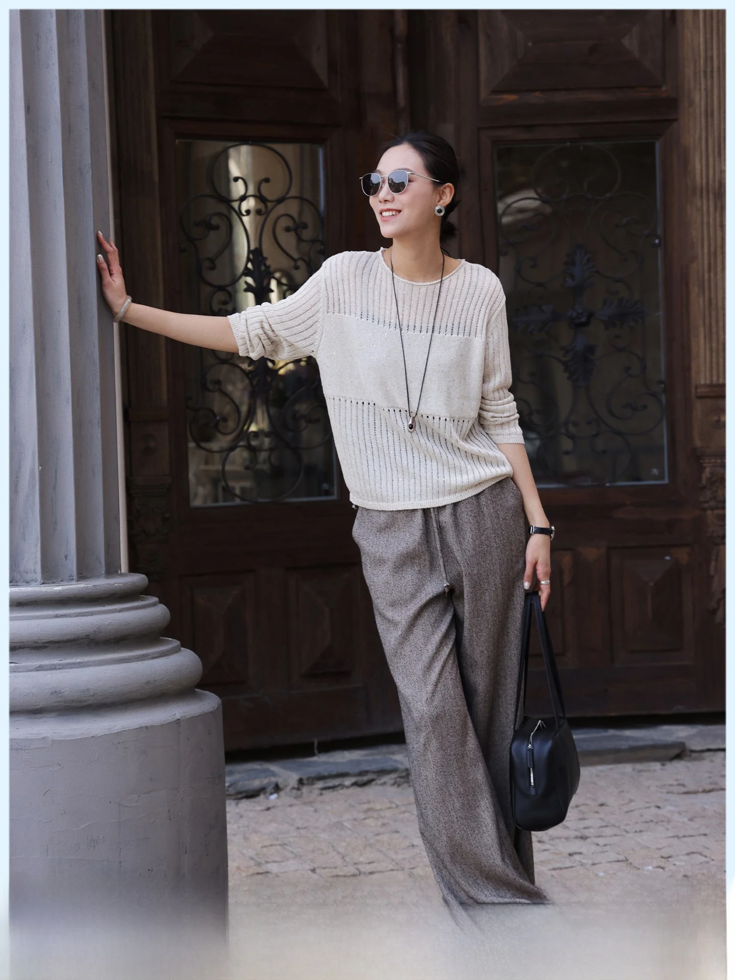 High Waist Textured Air Pants Casual Wide Leg Long Trousers for Women Spring New Sle Versatile Loose Fit Straight Cut Pants
High Waist Textured Air Pants Casual Wide Leg Long Trousers for Women Spring New Sle Versatile Loose Fit Straight Cut Pants