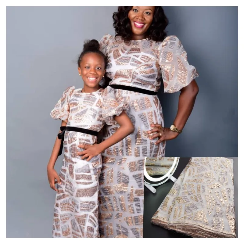 New Arrival African Brocade Jacquard Lace Fabric Embroidery 2022 Nigerian African Lace Fabric For Women Wedding Party A3023
New Arrival African Brocade Jacquard Lace Fabric Embroidery 2022 Nigerian African Lace Fabric For Women Wedding Party A3023