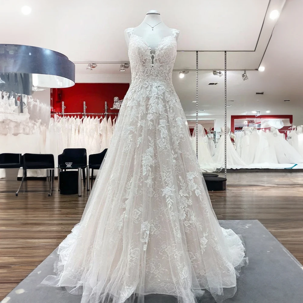 Luxury Appliques Lace Tulle V-neck Wedding Dress for Women A-line Court Backless Wedding Bridal Gown vestido de noiva
Luxury Appliques Lace Tulle V-neck Wedding Dress for Women A-line Court Backless Wedding Bridal Gown vestido de noiva