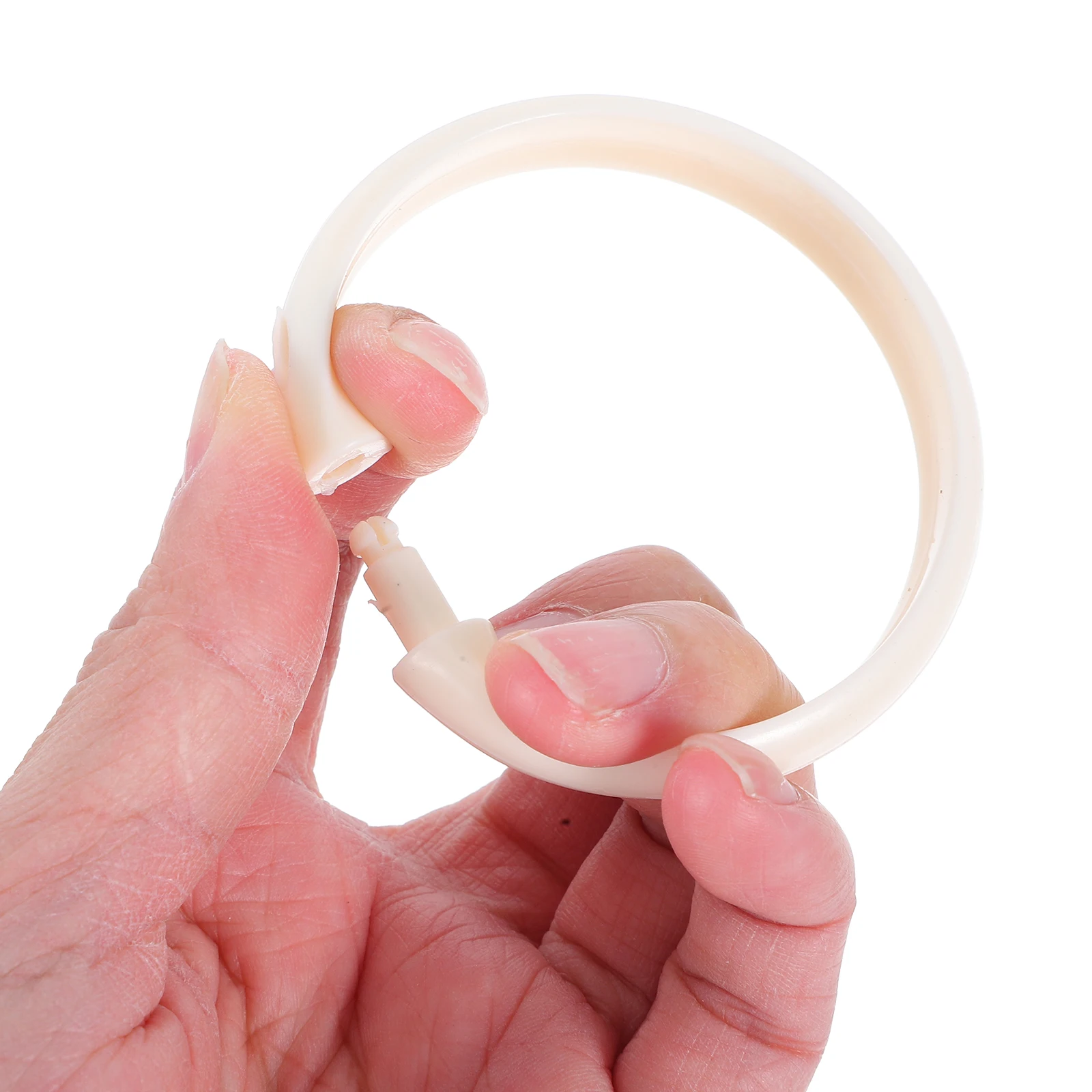 12 шт. круглых пластиковых крючков для душевой шторки, кольца для крепления шторного карниза в ванной, легко скользящие, диаметр 50 мм
12 шт. круглых пластиковых крючков для душевой шторки, кольца для крепления шторного карниза в ванной, легко скользящие, диаметр 50 мм