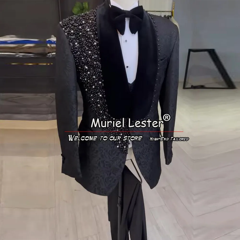 Jacquard Men Suits Plus Size Beads Shawl Lapel Groom Wedding Tuxedo 2 Pcs Set Prom Blazer Shinny Metal Embellished Costume Homme
Jacquard Men Suits Plus Size Beads Shawl Lapel Groom Wedding Tuxedo 2 Pcs Set Prom Blazer Shinny Metal Embellished Costume Homme