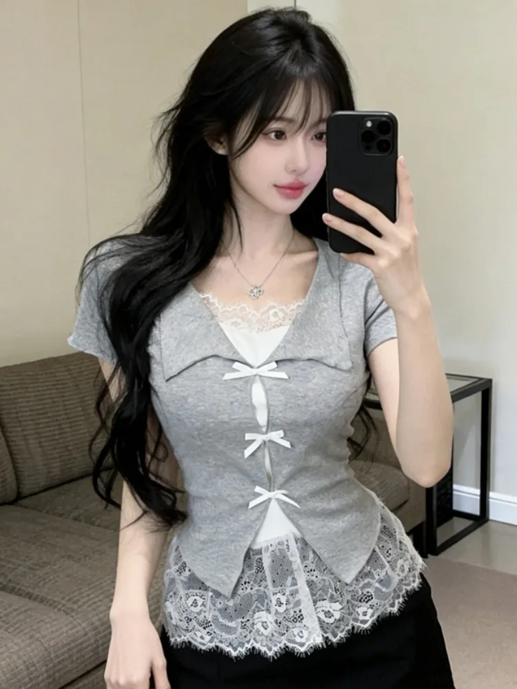Sweet Style Knot Lace Splice Short Sleeve Women's Top Summer Fake Two-Piece T-Shirt Elegant Short Shirt Citywalk
Sweet Style Knot Lace Splice Short Sleeve Women's Top Summer Fake Two-Piece T-Shirt Elegant Short Shirt Citywalk