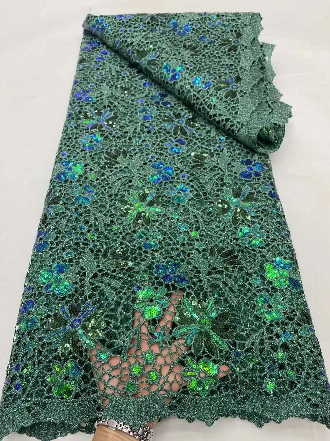 African French Tulle Lace Fabric 2024 High Quality Lace Sequins Bridal Lace Fabric Luxury Nigeiran For Women Party DPG1-5
African French Tulle Lace Fabric 2024 High Quality Lace Sequins Bridal Lace Fabric Luxury Nigeiran For Women Party DPG1-5