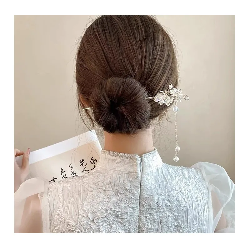 Copper-plated Rose Gold New Chinese Antique Hairpin Women's High-end Temperament Horse Dress Cheongsam Accessories Silver Hairpi
Copper-plated Rose Gold New Chinese Antique Hairpin Women's High-end Temperament Horse Dress Cheongsam Accessories Silver Hairpi