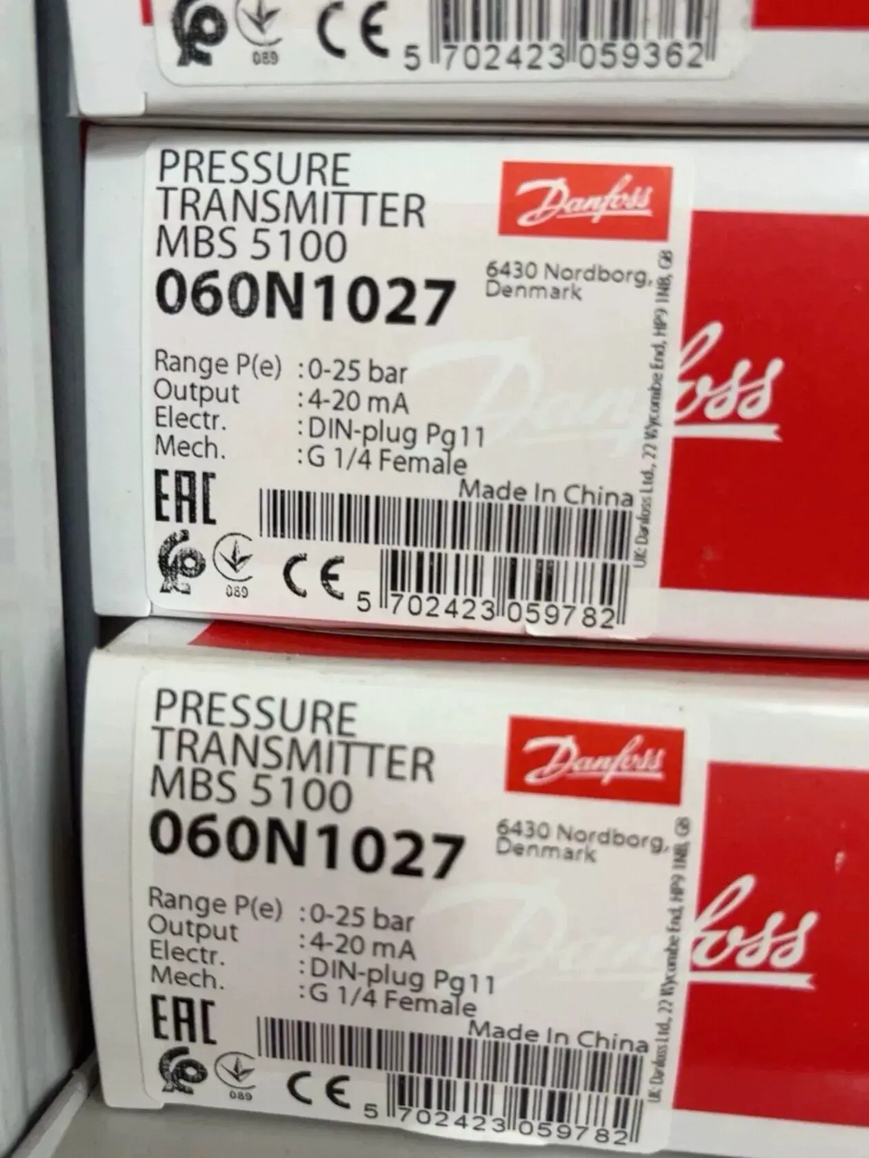 Model 060N1027 New Danfoss Pressure Sensor MBin stock
Model 060N1027 New Danfoss Pressure Sensor MBin stock