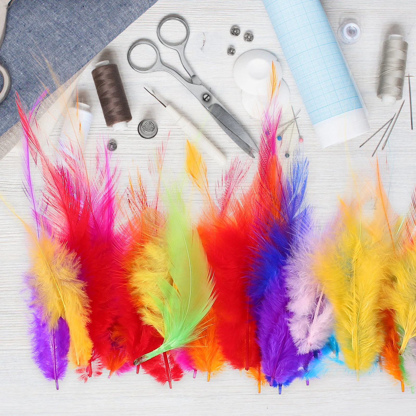 100pcs Colorful Plumes Decorative Chicken DIY Craft Materials Home Decor Party Centerpieces Floral Arrangement Vase
100pcs Colorful Plumes Decorative Chicken DIY Craft Materials Home Decor Party Centerpieces Floral Arrangement Vase