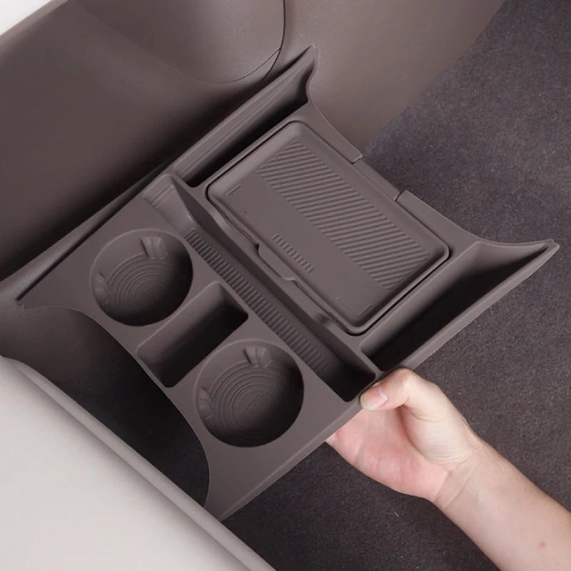 For MG IM6 2025 2026 Silicone Storage Box Under Central Control Interior Double-layer Storage Automotive Modification Parts
For MG IM6 2025 2026 Silicone Storage Box Under Central Control Interior Double-layer Storage Automotive Modification Parts