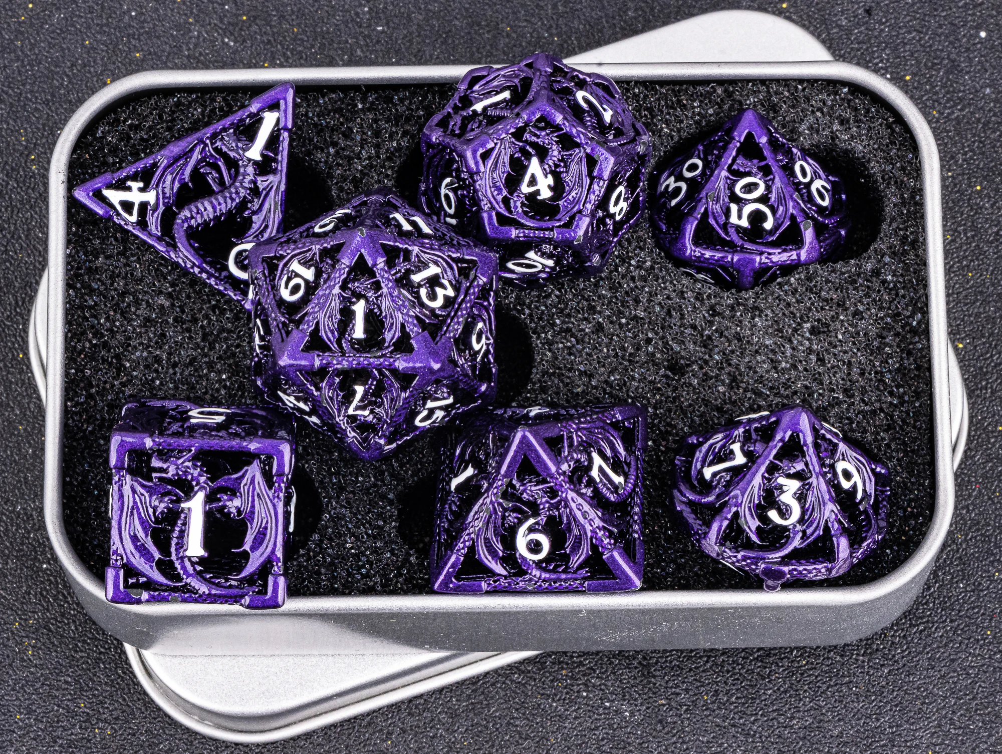 Набор металлических кубиков Dragon для DND | 7 шт. ролевые игральные кости | Аксессуары для ролевых игр на Рождество, день рождения
Набор металлических кубиков Dragon для DND | 7 шт. ролевые игральные кости | Аксессуары для ролевых игр на Рождество, день рождения