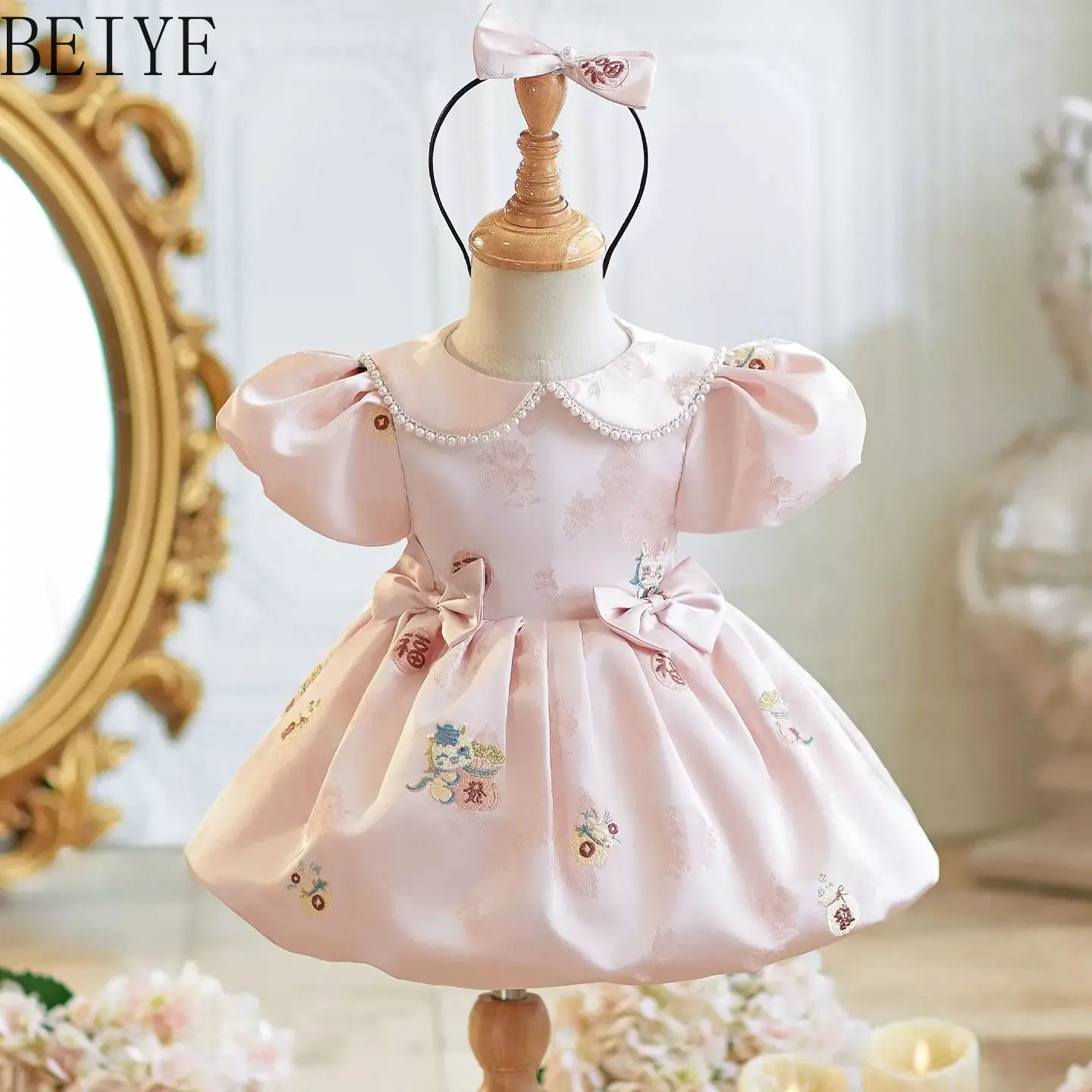 Short Sleeve First Birthday Dress for Baby Girls Pink Summer 2026 New Style Girls Party Dresses Kids' Sweet Princess Dress
Short Sleeve First Birthday Dress for Baby Girls Pink Summer 2026 New Style Girls Party Dresses Kids' Sweet Princess Dress