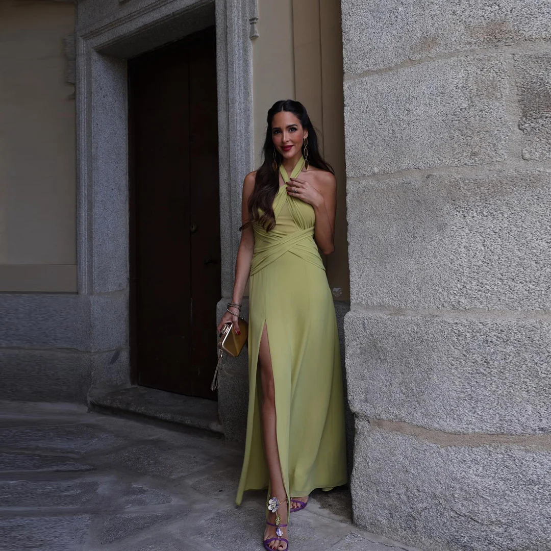 New Summer Halterneck Dress Cutout Slim Maxi Dress Women Backless Long Tight High Slit Premium Ladies Party Evening Dresses
New Summer Halterneck Dress Cutout Slim Maxi Dress Women Backless Long Tight High Slit Premium Ladies Party Evening Dresses