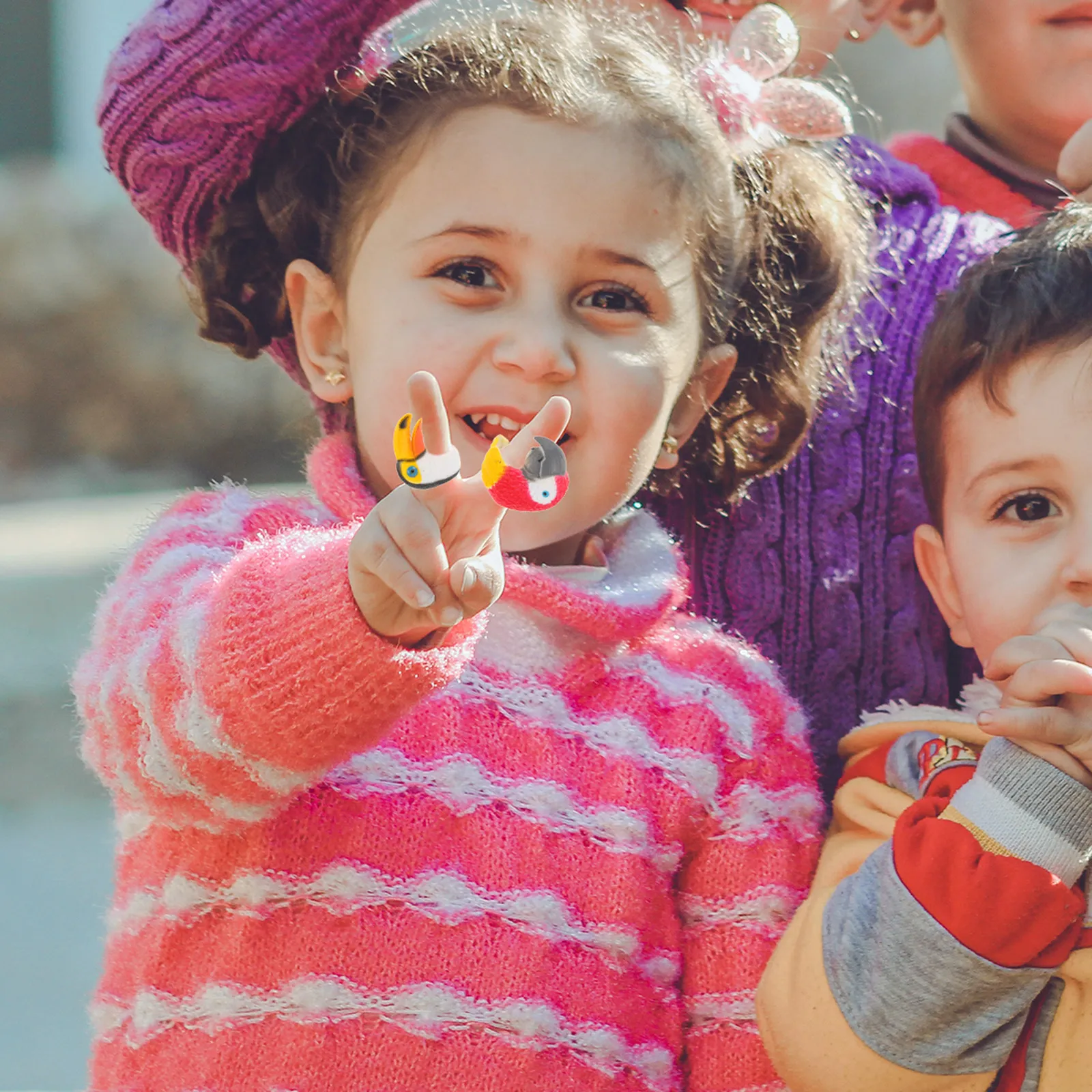 Набор из 6 пластиковых колец в виде динозавров для детей: сувениры для вечеринок, наполнители для подарочных пакетов, призы для класса, на день рождения и праздники
Набор из 6 пластиковых колец в виде динозавров для детей: сувениры для вечеринок, наполнители для подарочных пакетов, призы для класса, на день рождения и праздники