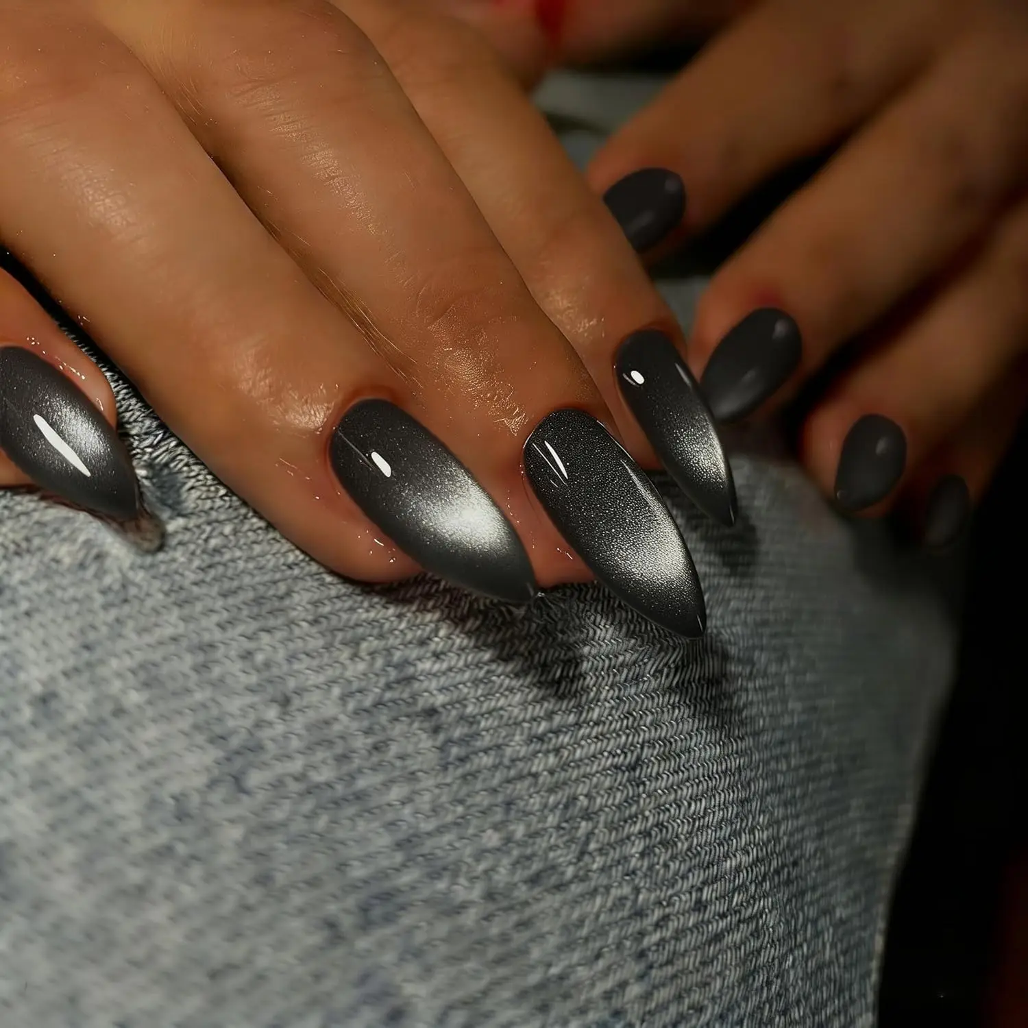 Almond Stiletto Cat Eye Press on Nails, Black Glitter Glossy Reusable Fake Nails for Women Party, 24Pcs
Almond Stiletto Cat Eye Press on Nails, Black Glitter Glossy Reusable Fake Nails for Women Party, 24Pcs