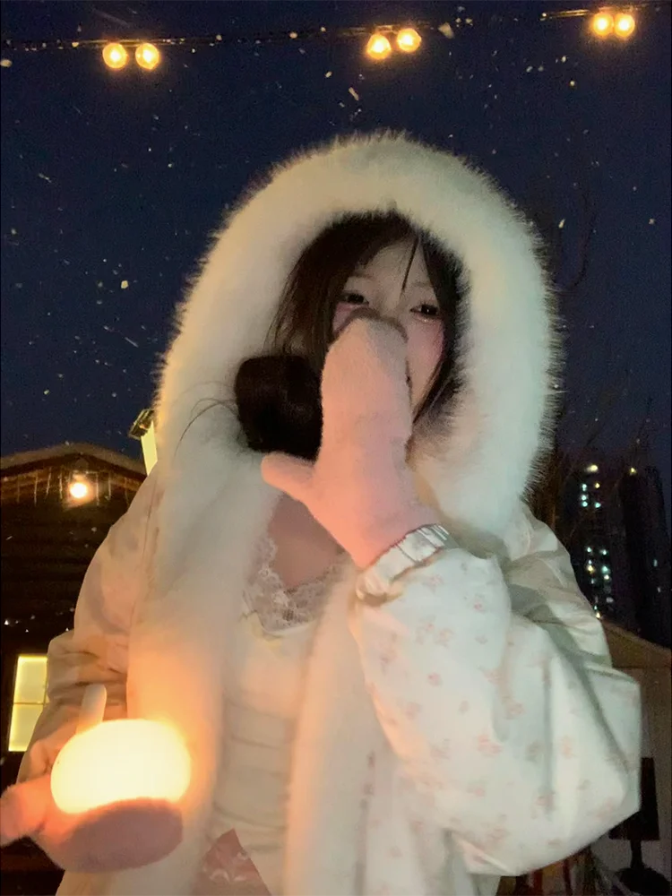 Ruiqi Winter Love Song Осень Зима Уникальный дизайн Sweet Cute Warmth Fur Jaet R3283W Женская верхняя одежда из полиэфирного волокна
Ruiqi Winter Love Song Осень Зима Уникальный дизайн Sweet Cute Warmth Fur Jaet R3283W Женская верхняя одежда из полиэфирного волокна