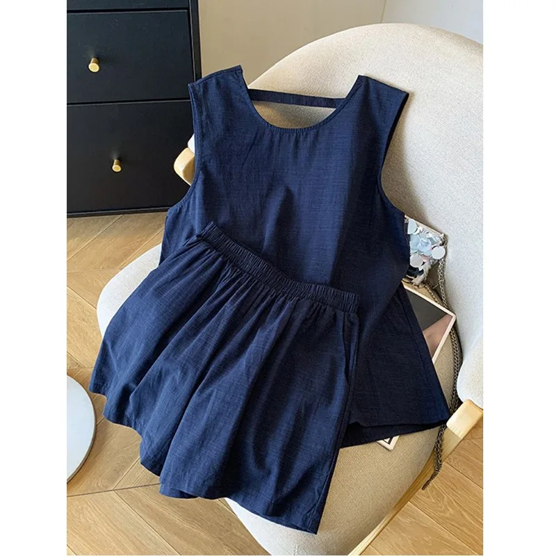 Women's Linen-Blend Two-Piece Set, Sleeveless Backless Top and Elastic Waist Shorts, Casual Loose-Fit Summer Outfit
Women's Linen-Blend Two-Piece Set, Sleeveless Backless Top and Elastic Waist Shorts, Casual Loose-Fit Summer Outfit