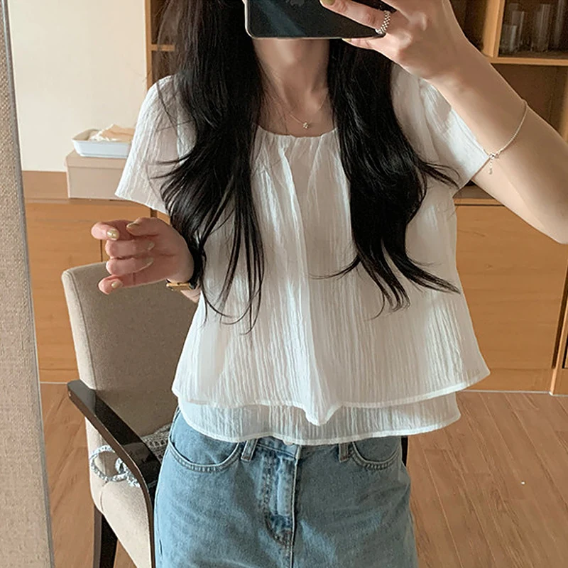 Korean Style round Neck Fake Two-Piece Shirt Women's Regular Fit Summer Casual Inner Wear Polyester Fiber 100%
Korean Style round Neck Fake Two-Piece Shirt Women's Regular Fit Summer Casual Inner Wear Polyester Fiber 100%